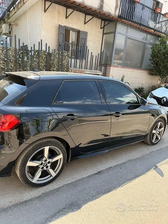 Usata Audi A1 95 CV (69 kW) 2021 Nero SUV
