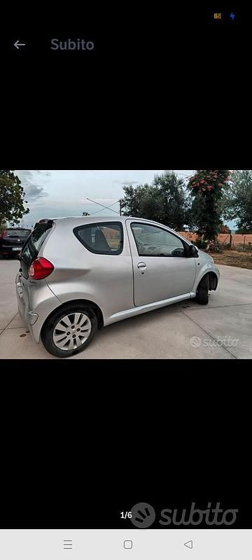 Usata Toyota Aygo Sol 54 CV (39 kW) 2006 Grigio Utilitaria