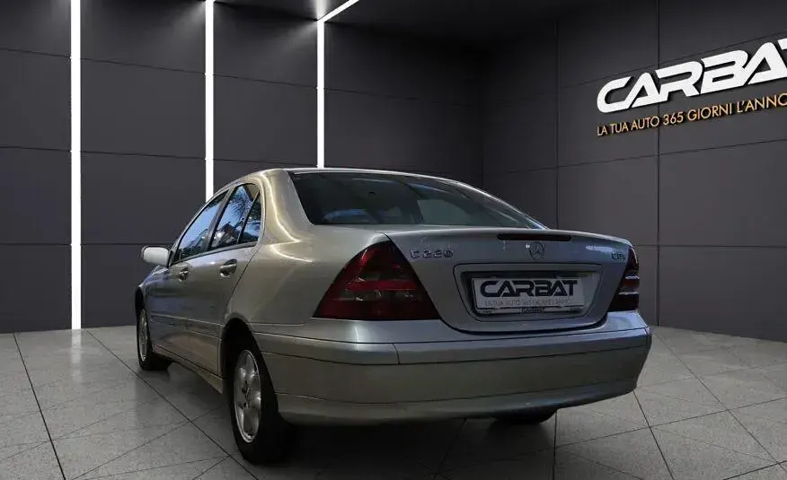 Usata Mercedes C220 Classic 150 CV (110 kW) 2004 Berlina