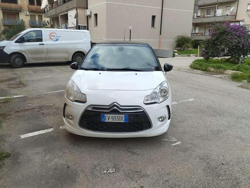 Usata Citroën DS3 Chic 95 CV (69 kW) 2014 Bianco Berlina