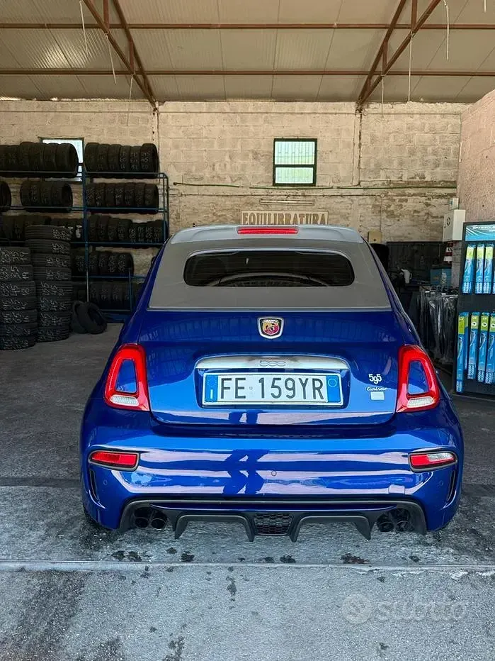 Usata Abarth 595 Turismo 165 CV (121 kW) 2016 Bluazzurro Cabrio