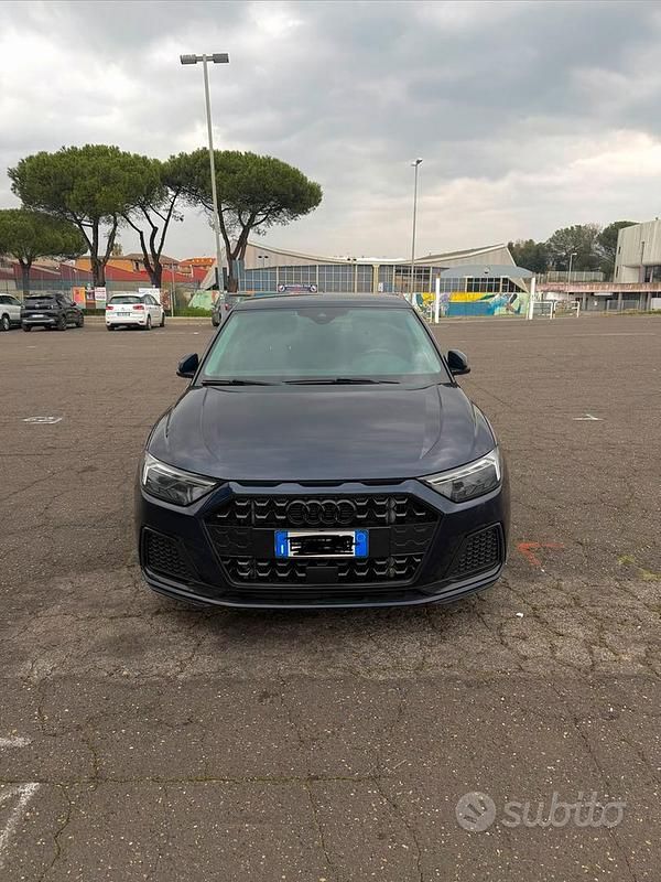 Usata Audi A1 Sportback 116 CV (85 kW) 2019 Blu Utilitaria