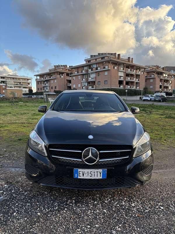 Usata Mercedes A180 109 CV (80 kW) 2014 Berlina