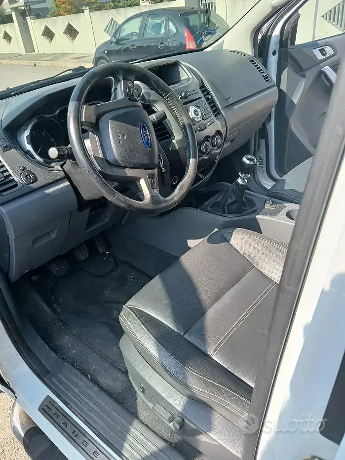 Usata Ford Ranger 200 CV (147 kW) 2014 Bianco Pick-up