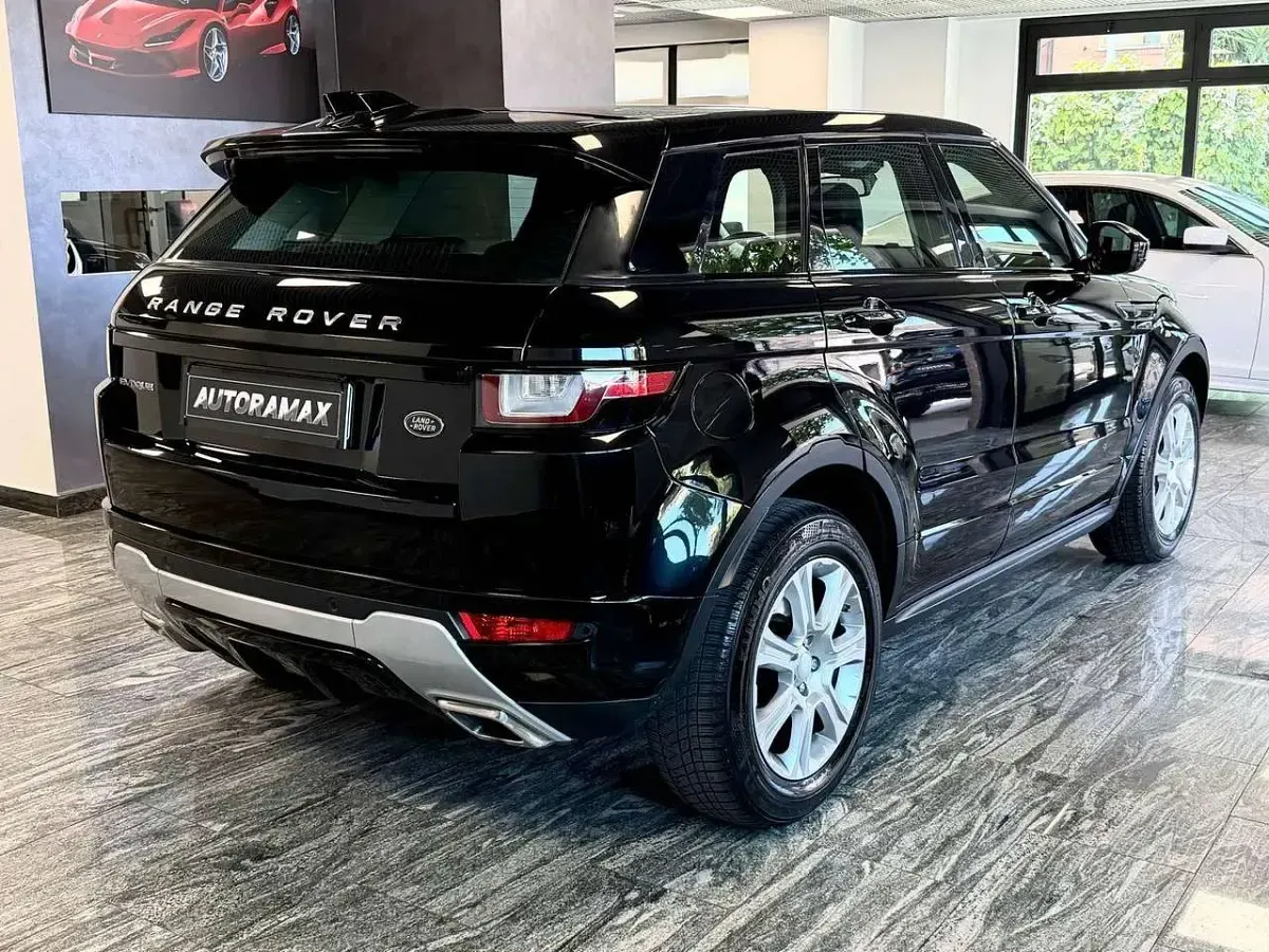 Usata Land Rover Range Rover evoque Dynamic 150 CV (110 kW) 2017 Nero SUV