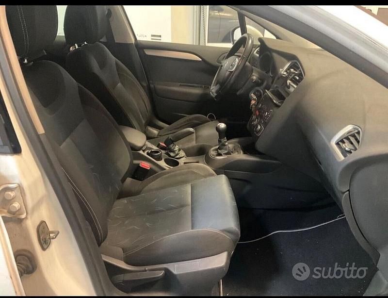 Occasion Citroën C4 95 ch (69 kW) 2012 Blanc Berline