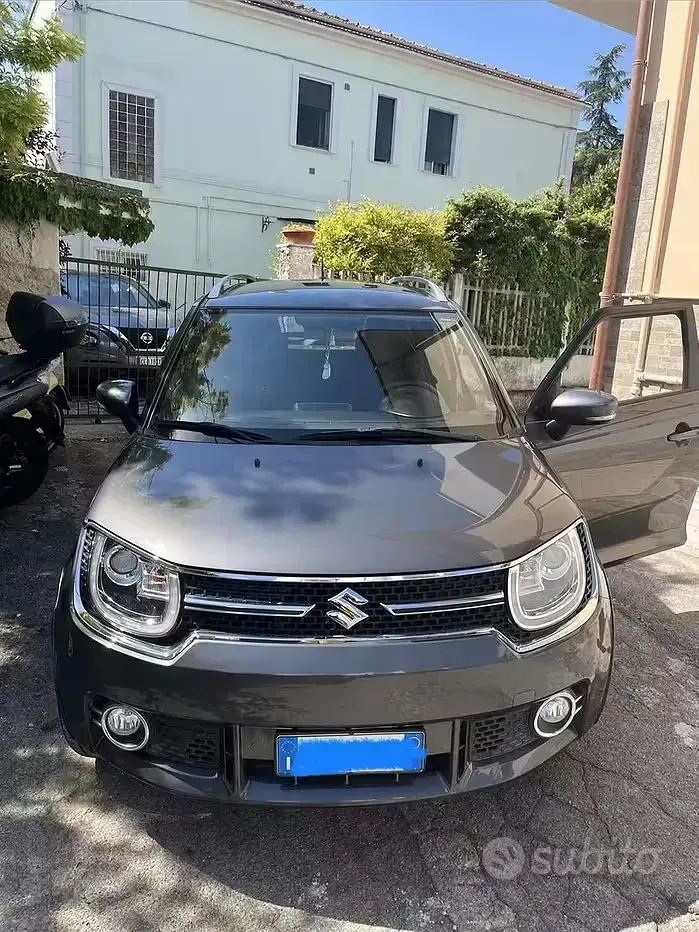 Usata Suzuki Ignis 90 CV (66 kW) 2017 Grigio SUV