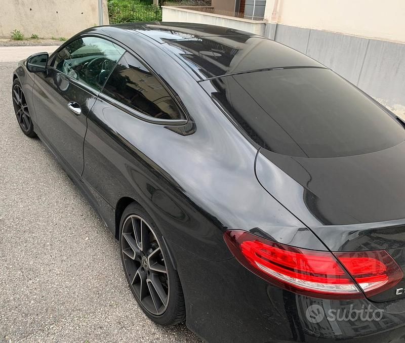 Usata Mercedes C220 2020 Nero Coupé