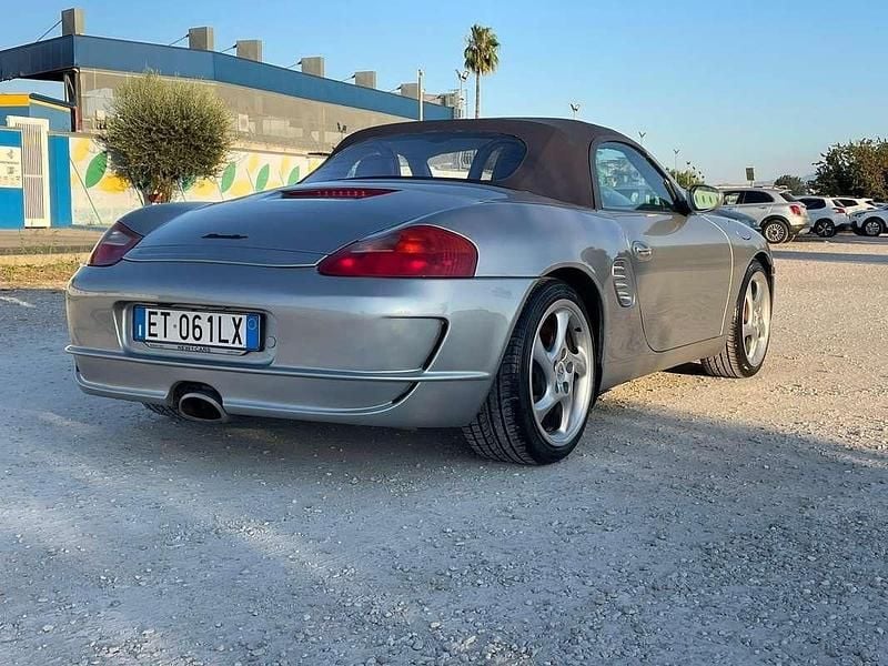 Second-hand Porsche Boxster 220 CP (161 kW) 2000 Cabrio