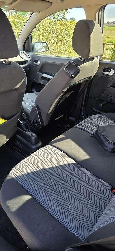 Usata Ford Fusion 68 CV (50 kW) 2008 Argento Monovolume