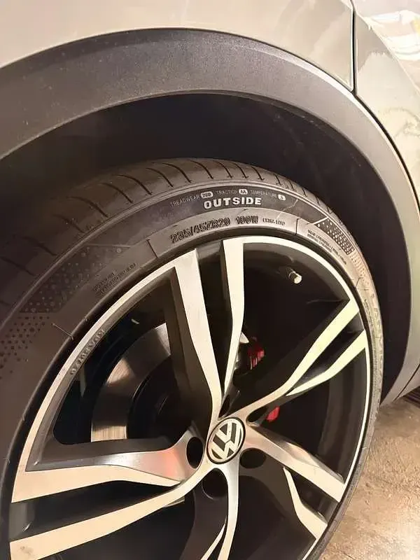 Usata VW Tiguan Business 150 CV (110 kW) 2019 Bianco SUV
