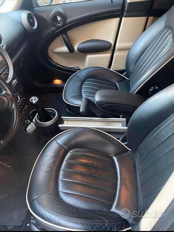 Usata Mini Cooper S Countryman 184 CV (135 kW) 2011 Nero SUV