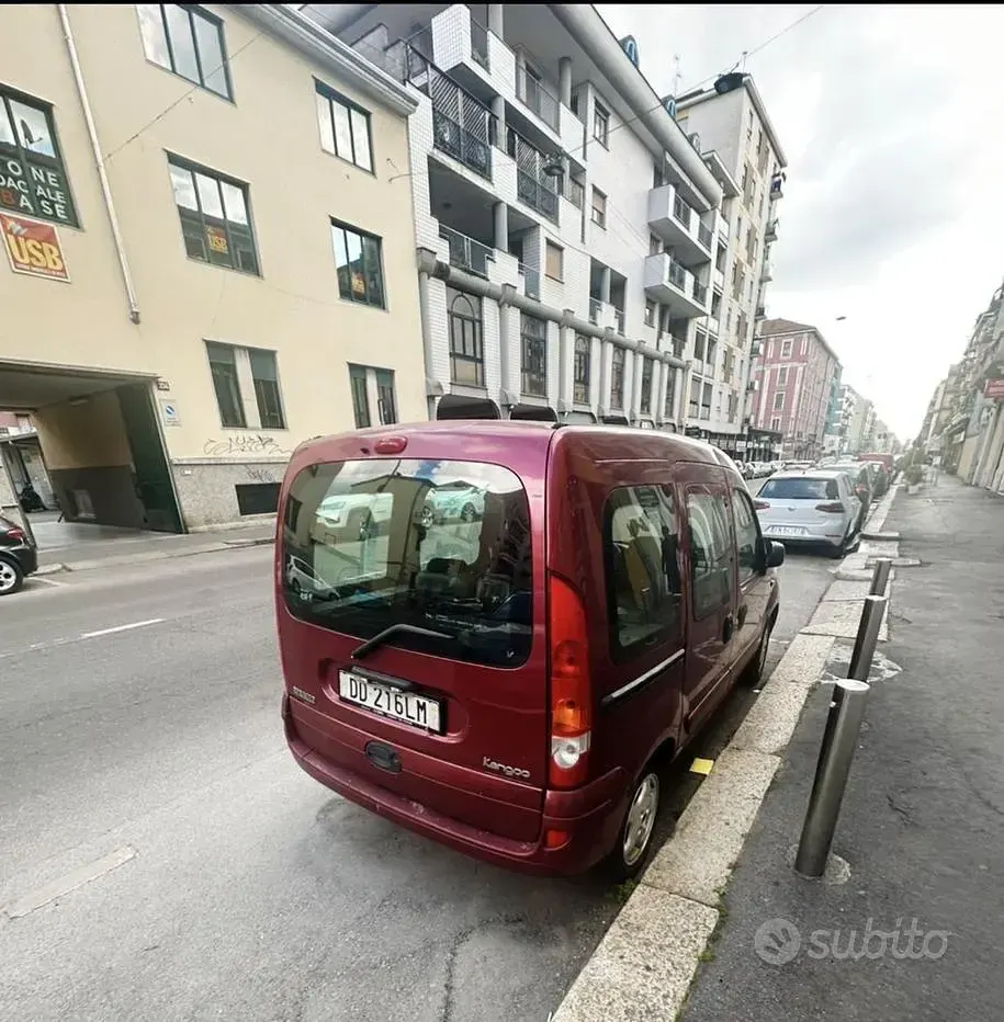 Usata Renault Kangoo 95 CV (69 kW) 2006 Monovolume
