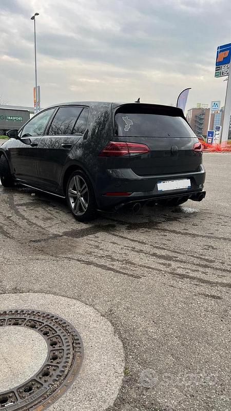 Usata VW Golf VII R-line 2019 Berlina