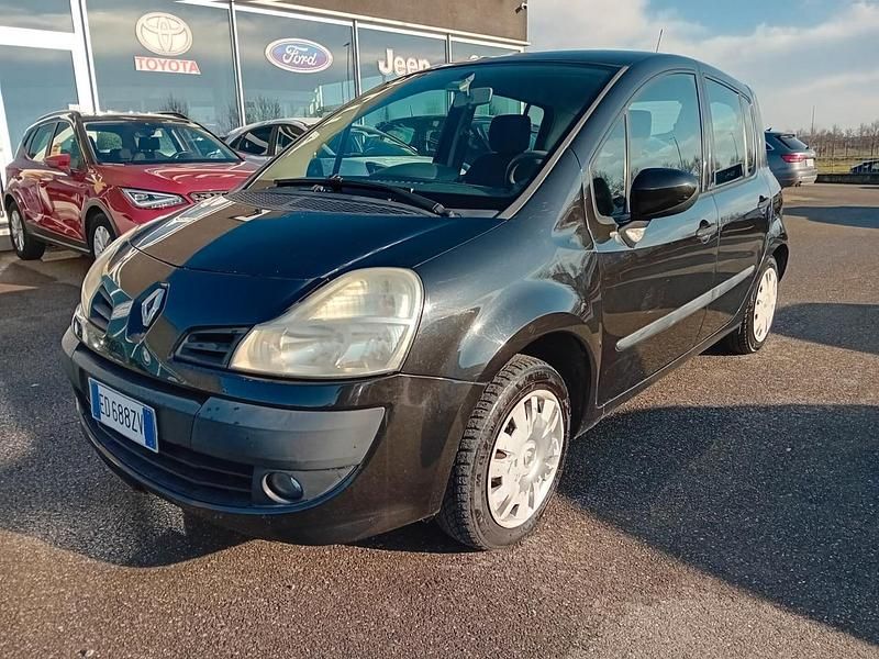 Usata Renault Modus 75 CV (55 kW) 2010 Nero Monovolume