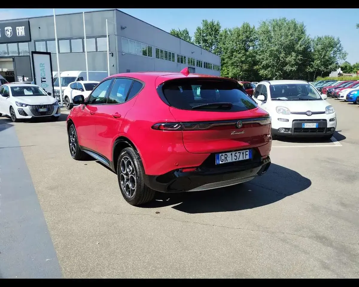 Usado Alfa Romeo Tonale Ti 131 CV (96 kW) 2024 Rojo SUV