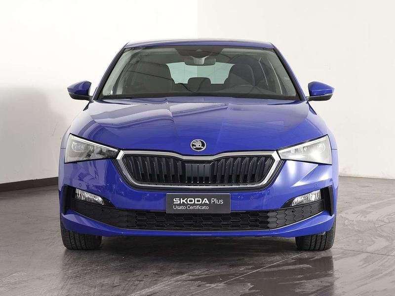 Usata Skoda Scala Style 110 CV (80 kW) 2022 Blu mediterraneo Utilitaria