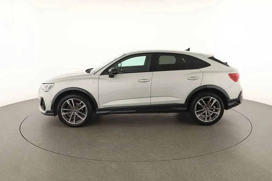 Usata Audi Q3 Sportback S-Line 150 CV (110 kW) 2023 Verde SUV