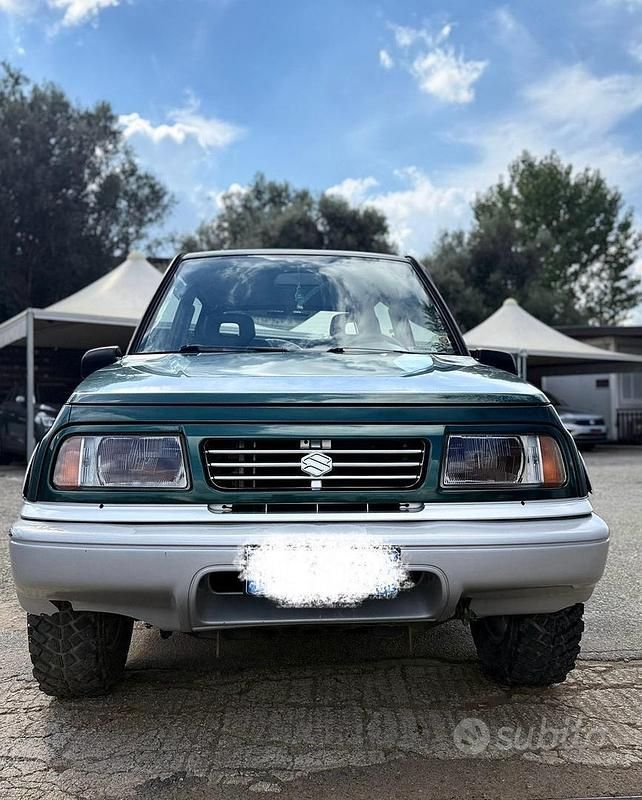 Usata Suzuki Vitara 87 CV (63 kW) 2004 Grigio SUV