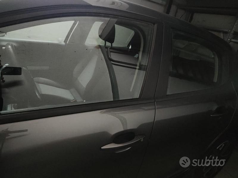 Usata Citroën C3 82 CV (60 kW) 2018 Grigio Utilitaria