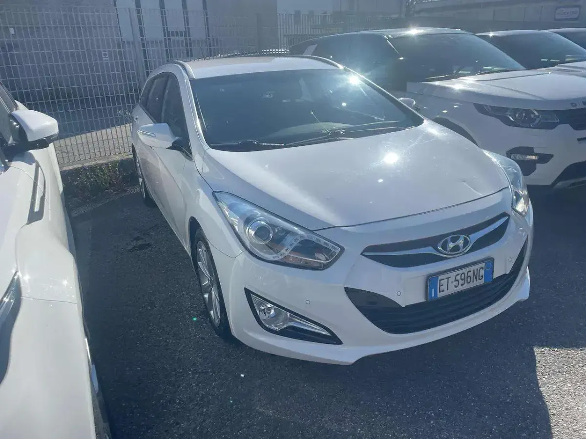 Usata Hyundai i40 Style 136 CV (100 kW) 2014 Bianco Station wagon