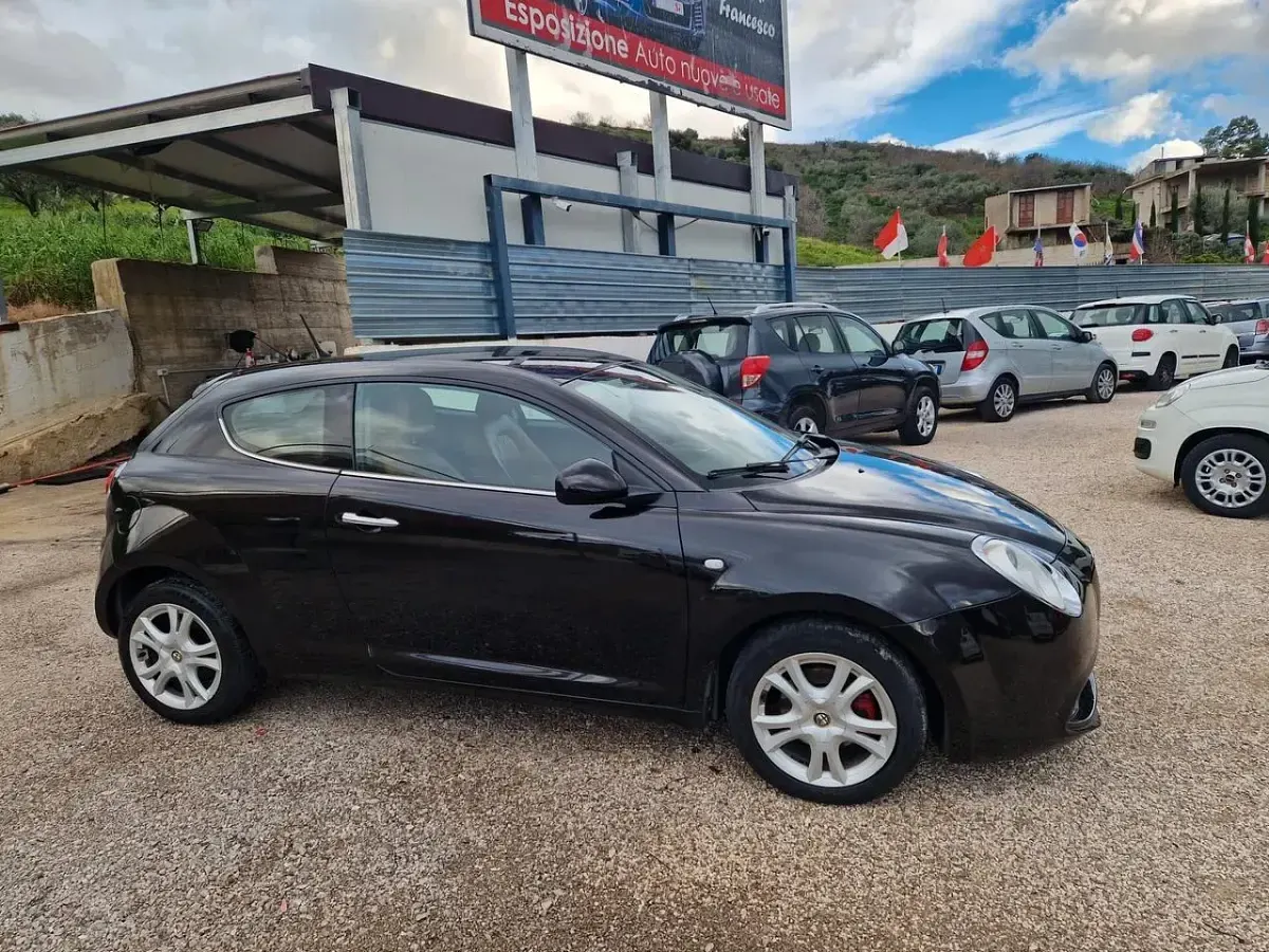 Usata Alfa Romeo MiTo 85 CV (62 kW) 2013 Marrone Utilitaria