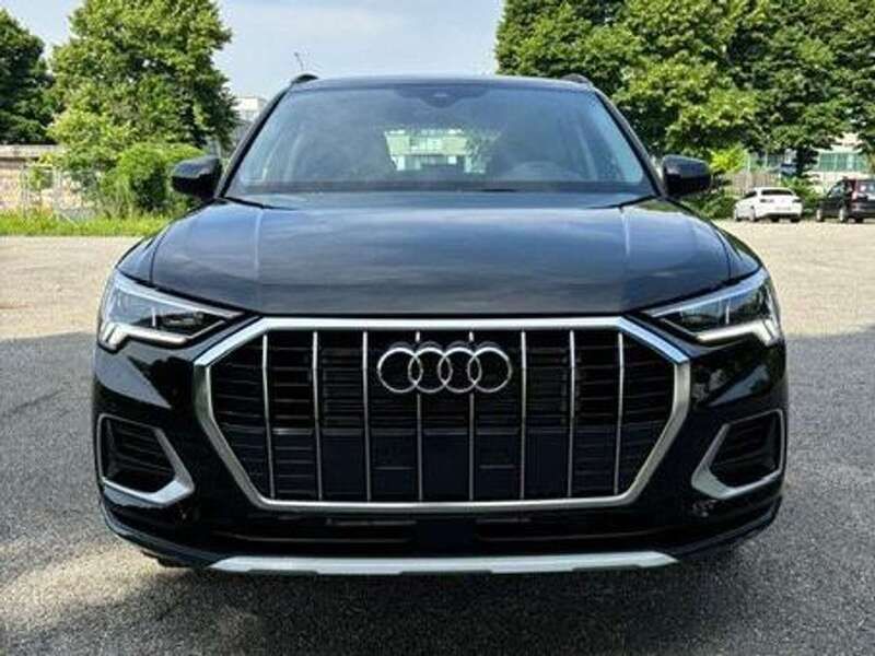 Nero Usata 2024 Audi Q3 Ambiente SUV | 36.499 € (Super prezzo) - Immagine 1/4