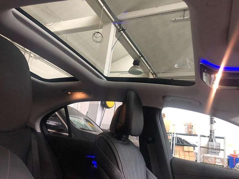 Usata Mercedes C300e Advanced Plus 265 CV (194 kW) 2023 Nero Berlina