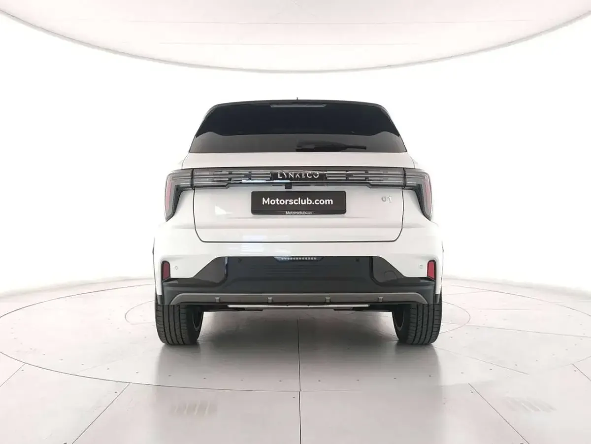 Nuova Lynk & Co 01 139 CV (102 kW) 2026 Bianco SUV