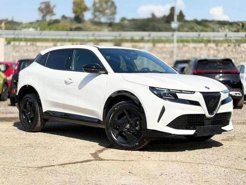 Nuova Alfa Romeo Junior Ti 145 CV (106 kW) 2026 Antracite SUV