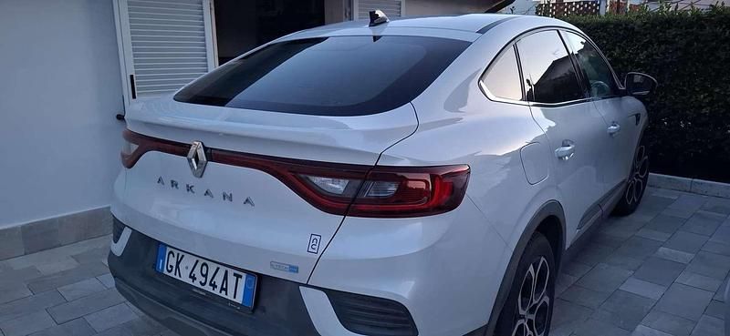 Usata Renault Arkana Intens 94 CV (69 kW) 2022 Bianco SUV