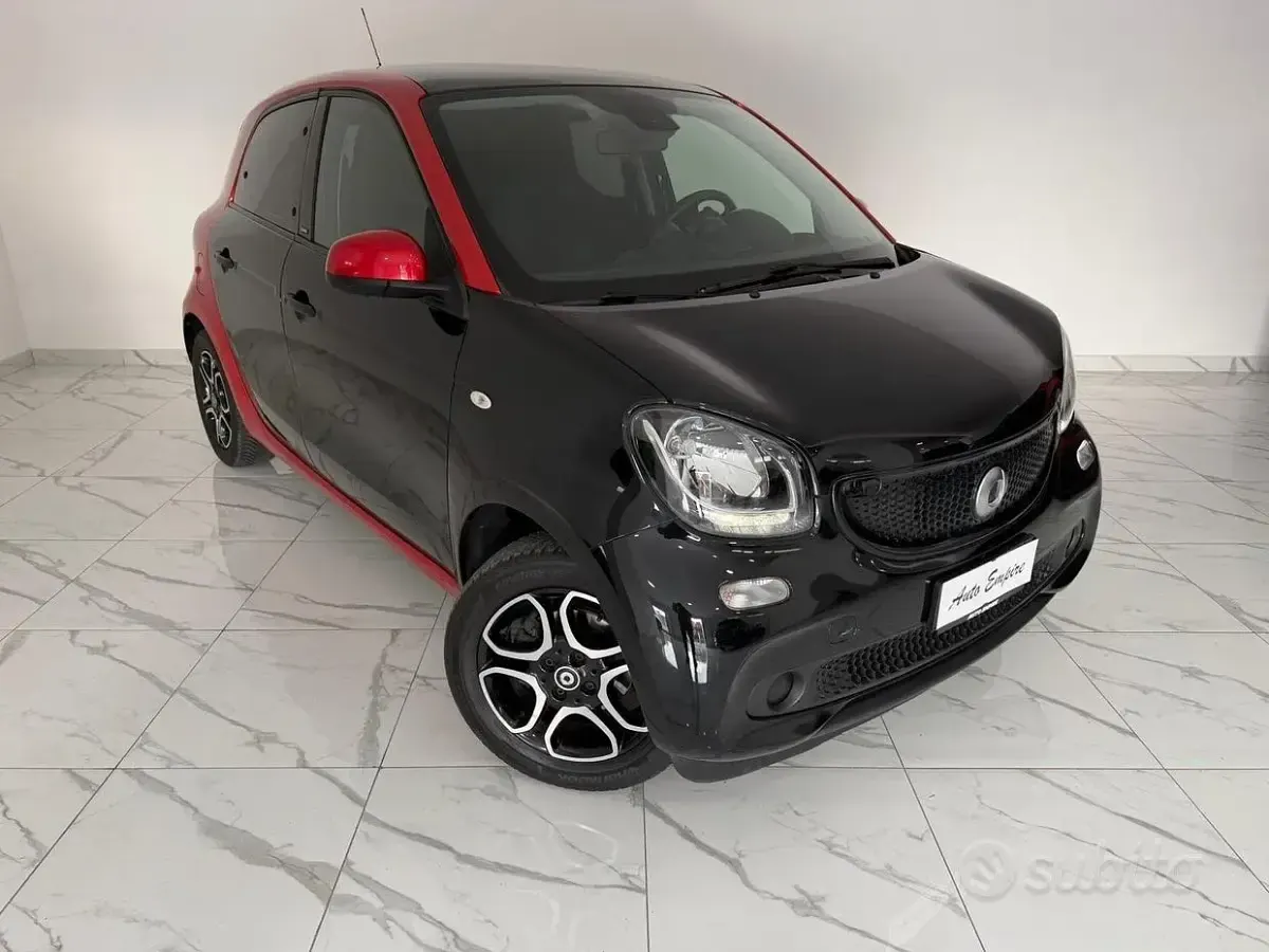 Usata Smart ForFour Passion 71 CV (52 kW) 2016 Nero Utilitaria