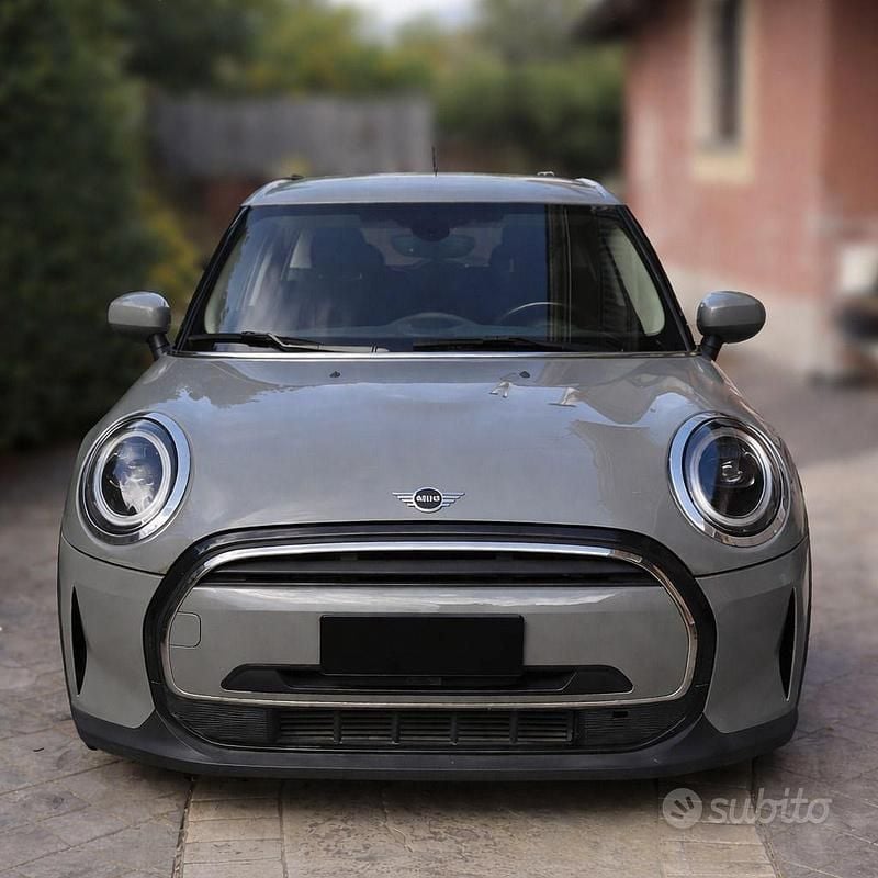 Usata Mini ONE Classic 75 CV (55 kW) 2022 Grigio Utilitaria
