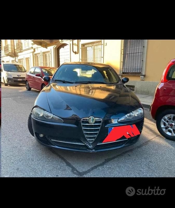 Usata Alfa Romeo 147 105 CV (77 kW) 2009 Nero Utilitaria
