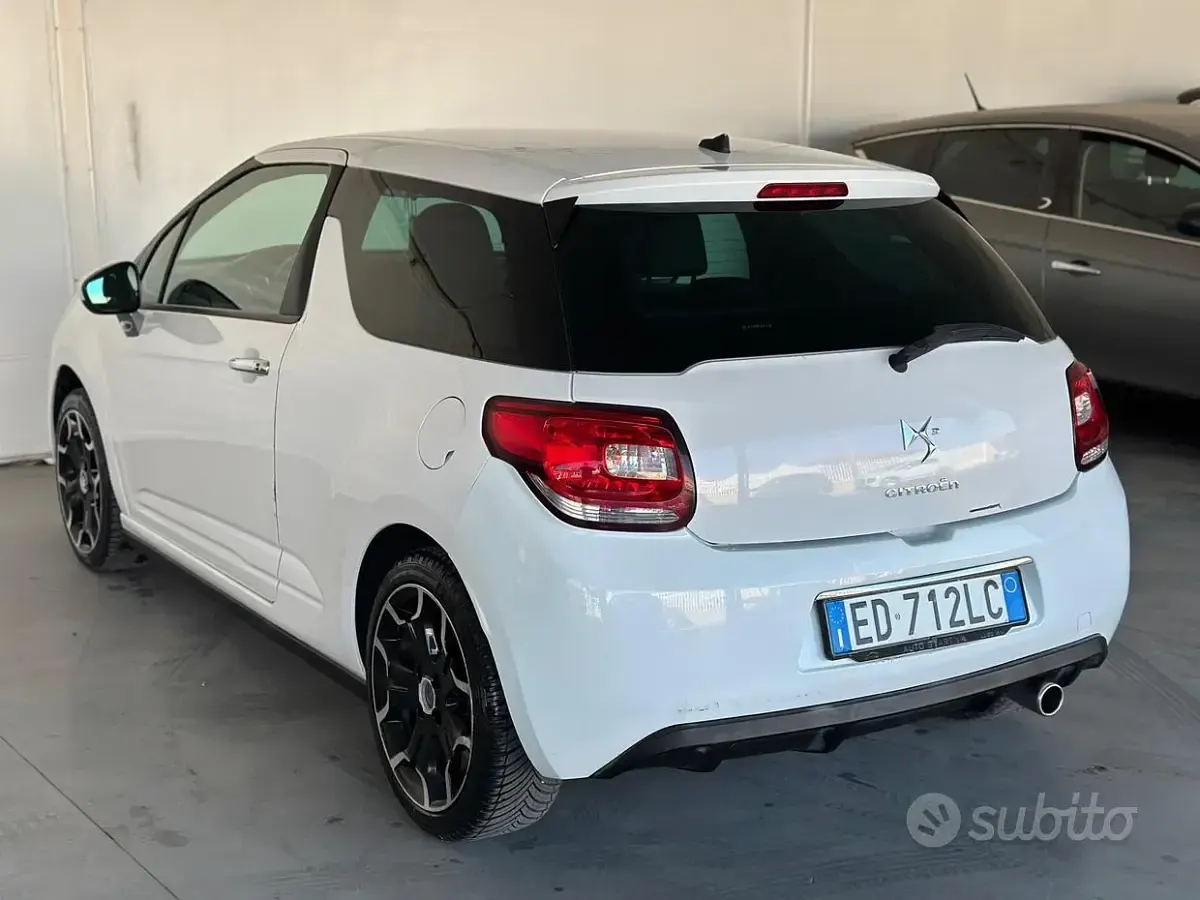Usata Citroën DS3 93 CV (68 kW) 2011 Bianco Utilitaria