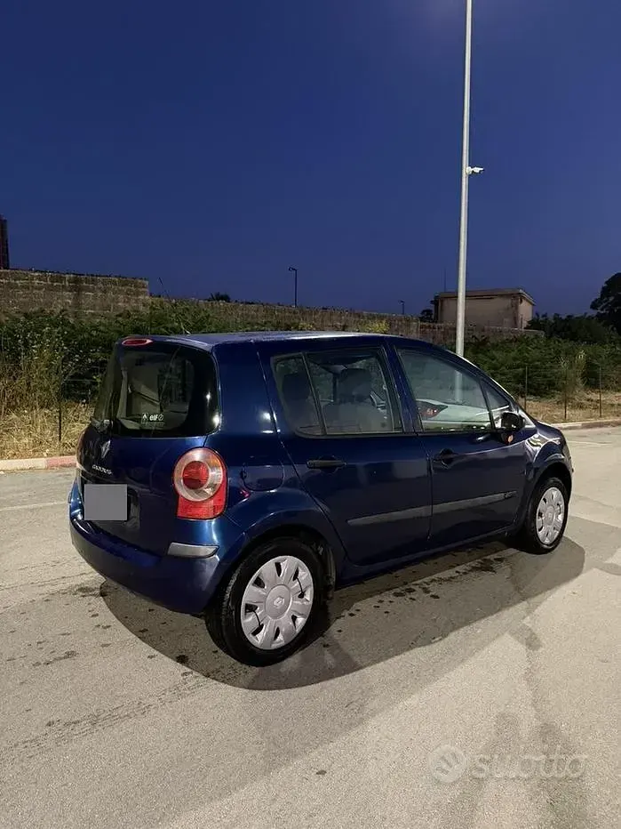 Usata Renault Modus 85 CV (62 kW) 2005 Blu Monovolume