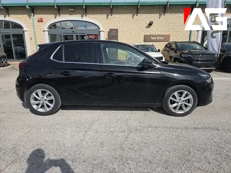 Usata Opel Corsa Elegance 75 CV (55 kW) 2021 Nero Utilitaria