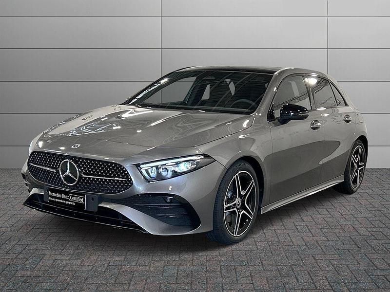 Nuova Mercedes A180 AMG Line Premium 116 CV (85 kW) 2026