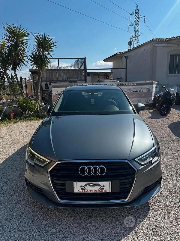 Usata Audi A3 116 CV (85 kW) 2018 Grigio Berlina