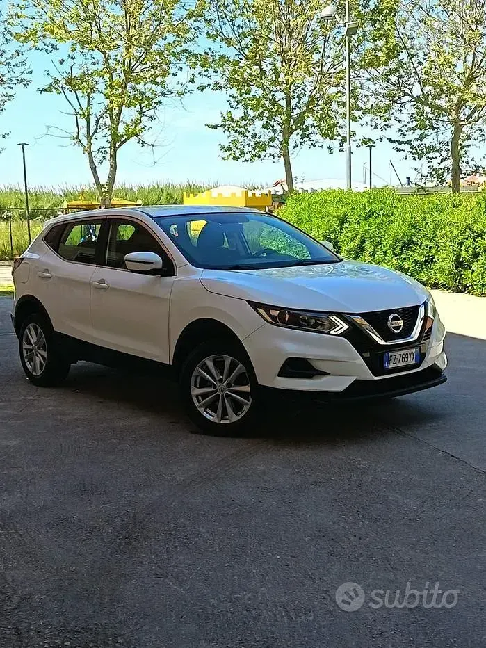 Usado Nissan Qashqai 116 HP (85 kW) 2020 Branco SUV
