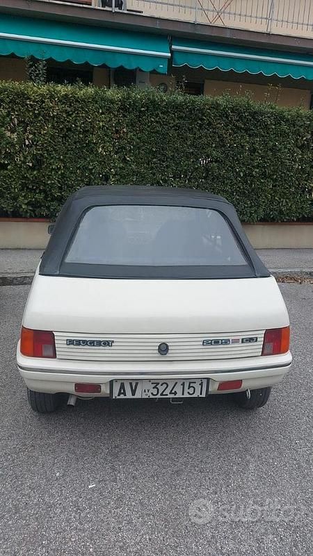 Usata Peugeot 205 1987 Bianco Cabrio