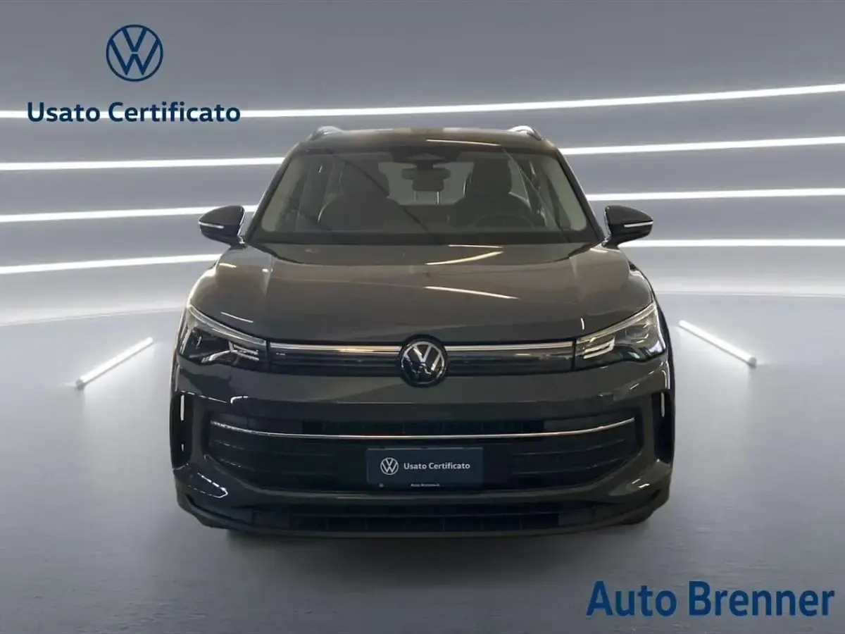 Usata VW Tiguan Life 150 CV (110 kW) 2025 Dolphin grey SUV