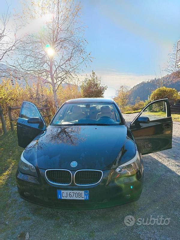 Usata BMW 530 218 CV (160 kW) 2003 Nero Berlina