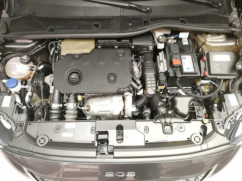 Usata Peugeot 208 Active 100 CV (73 kW) 2021 Grigio Utilitaria