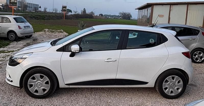 Usata Renault Clio IV 90 CV (66 kW) 2018 Bianco Berlina