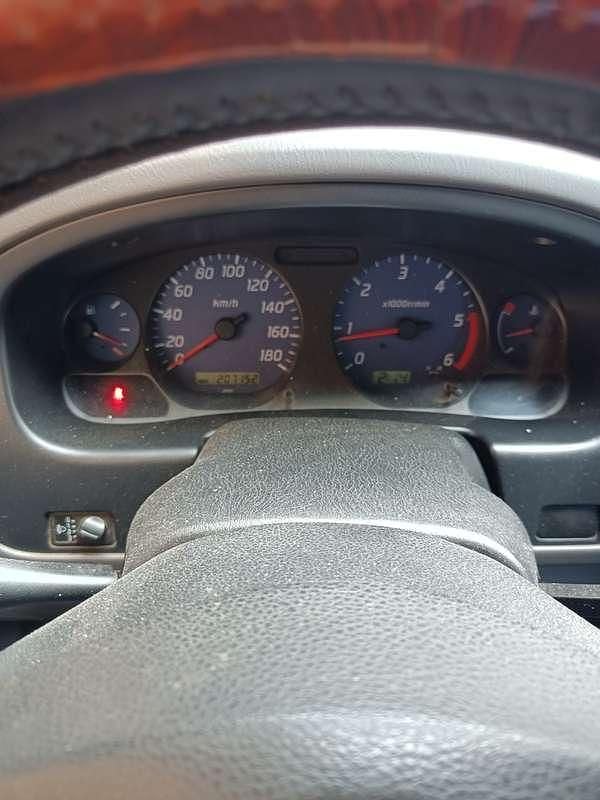 Begagnad Nissan Navara 133 HK (97 kW) 2002 Blå Pickup