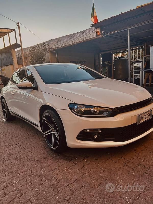 Usata VW Scirocco 2009 Bianco Coupé