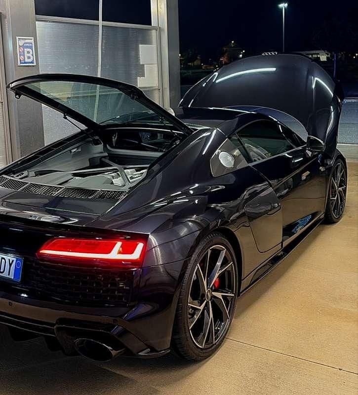 Usata Audi R8 Coupé Design 540 CV (397 kW) 2022 Nero Coupé