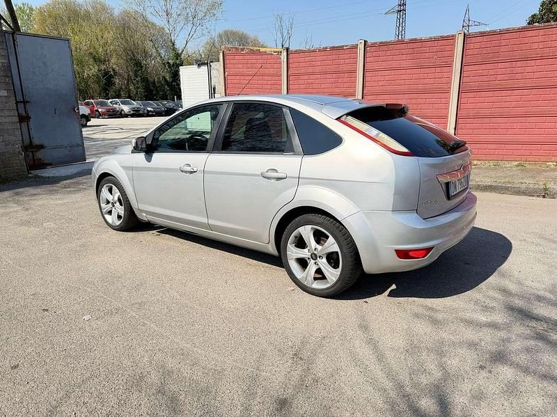 Usata Ford Focus Titanium 109 CV (80 kW) 2008 Other Berlina