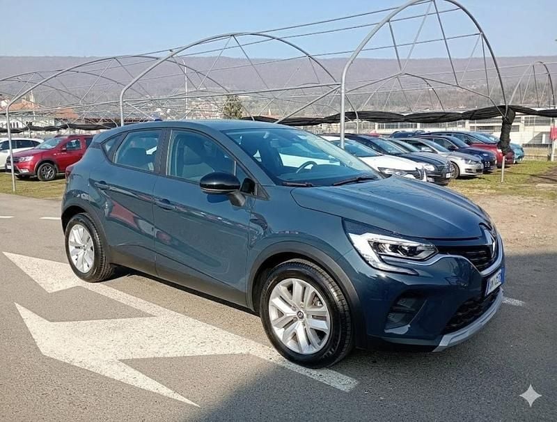 Usata Renault Captur Equilibre 101 CV (74 kW) 2023 Blu SUV